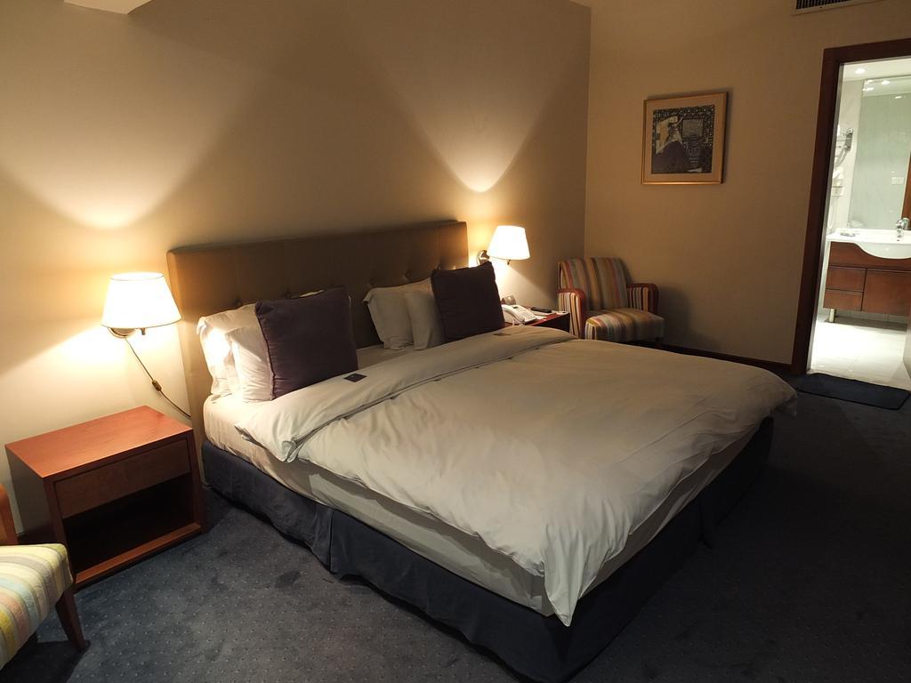 プラザ ホテル ベイルート 部屋 写真
